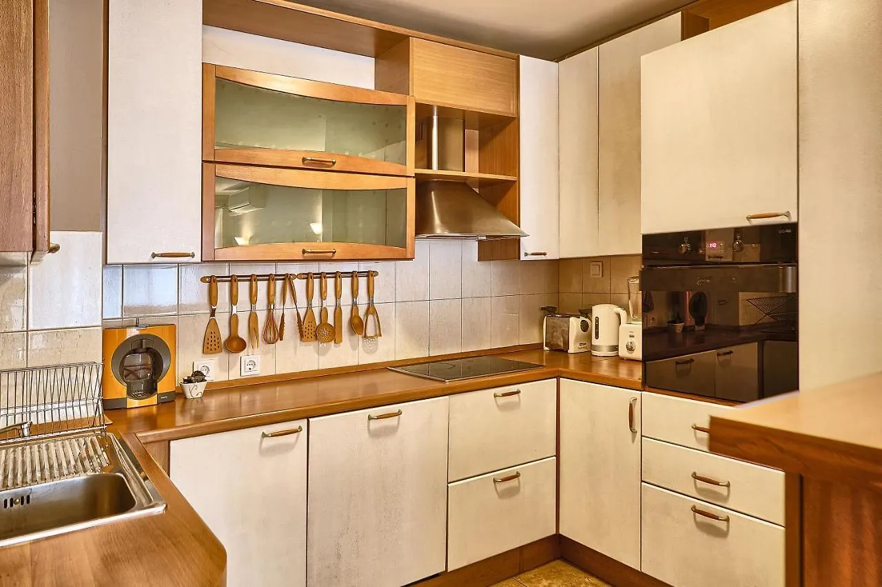 Baratero City Corner II Apartments صوفيا